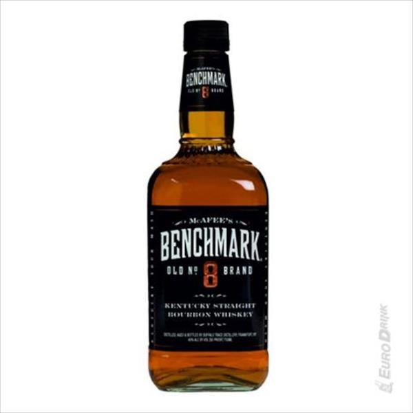 BENCHMARK Kentucky Straight Bourbon Whisky Old N.8 cl.70